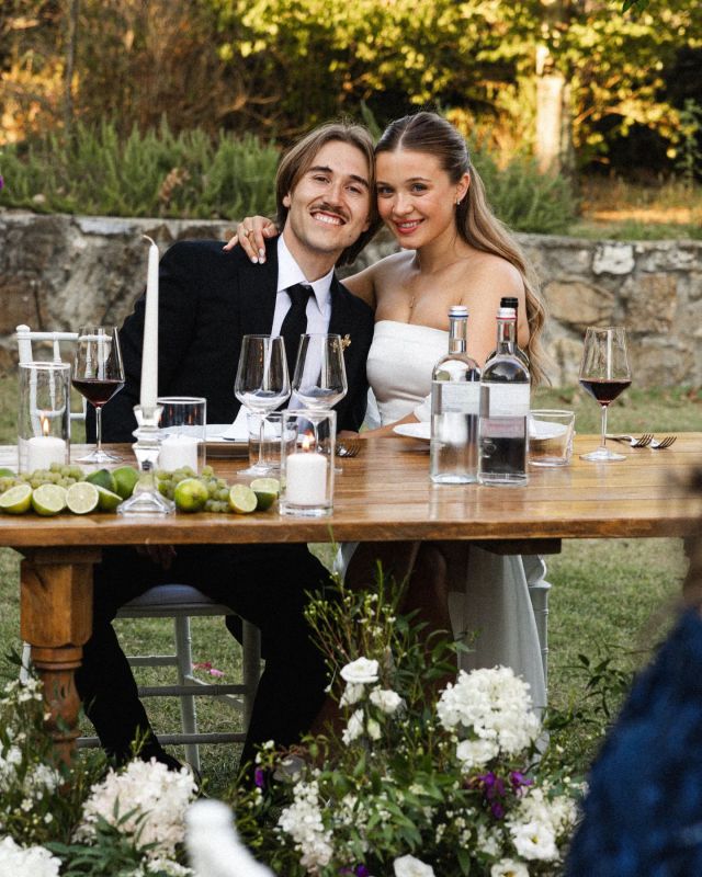 ❤️ A Tuscany fairytale wedding at @villacinituscany ♥️ where love knows no boundaries❤️
-
Follow us : @villacinituscany 😉❤️
-
@villacinituscany #weddingintuscany #tuscanwedding #matrimonio #wedding #weddings #weddingplanneritaly #weddingstyle #weddingday #weddingceremony #destinationwedding #rusticweddibg #weddingtable #romanticwedding #destinationweddingplanner #weddinginspiration #luxurywedding #weddingflorals #weddingflowers #dreamwedding #weddingreceptiondecor #elopementwedding #weddingdecoration #weddingreceptiondecor #weddingdesign #italianwedding #italywedding #tuscanywedding #alfrescowedding #outdoorwedding #italyweddingvenues